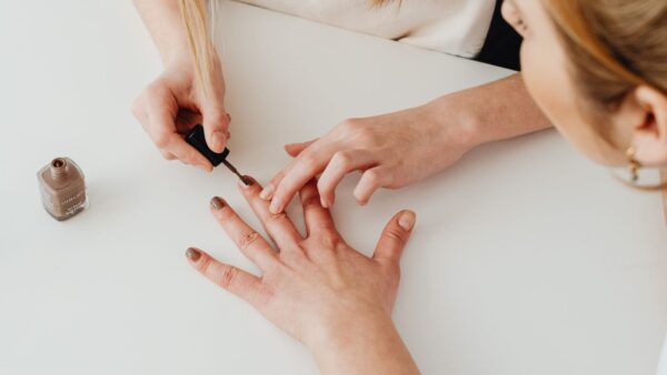 Co robić, by mieć zdrowe paznokcie?